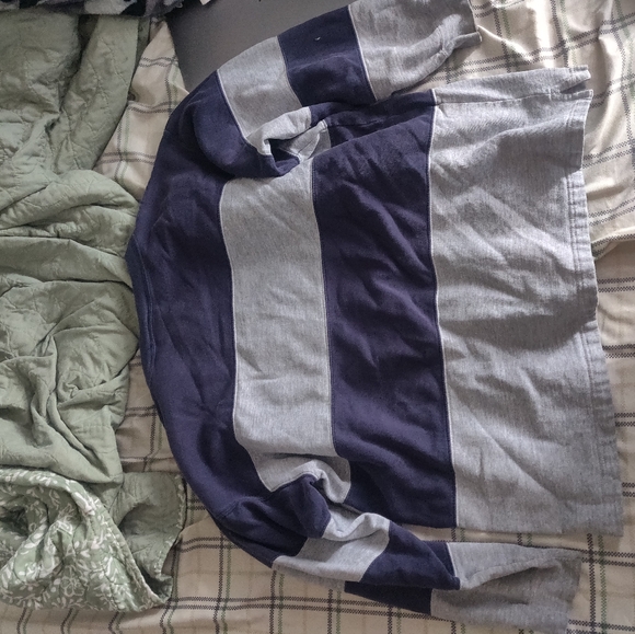 Vintage Pooh Sweatshirt Size L - Picture 2 of 2